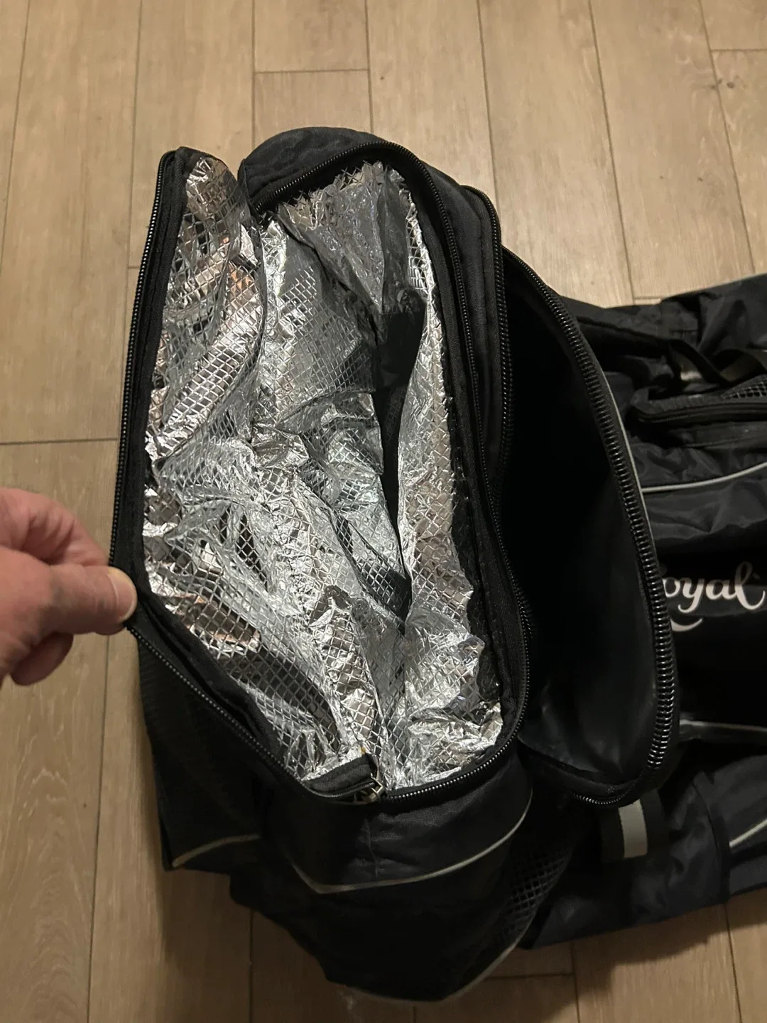 Crown Royal Wheeled Rolling Duffel Bag image indicator(8)