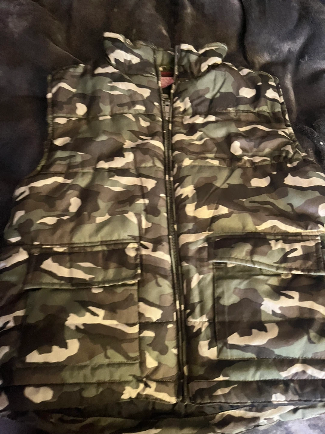 Camo Puffer Vest - Size 6X - photo 4