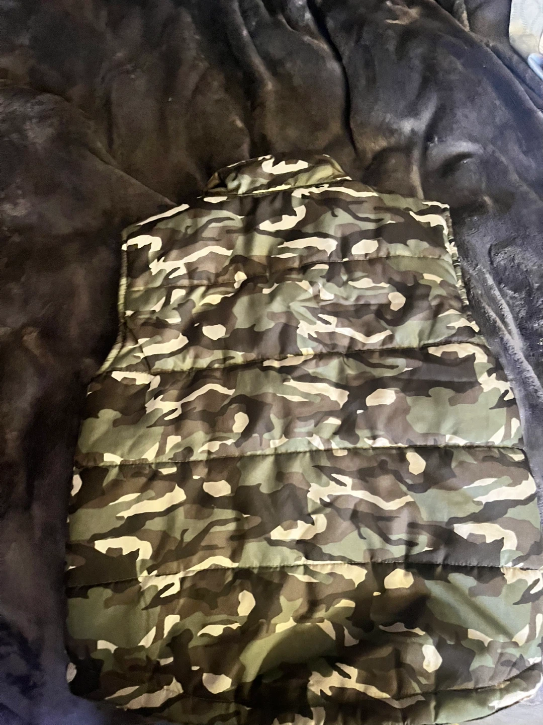 Camo Puffer Vest - Size 6X - photo 3