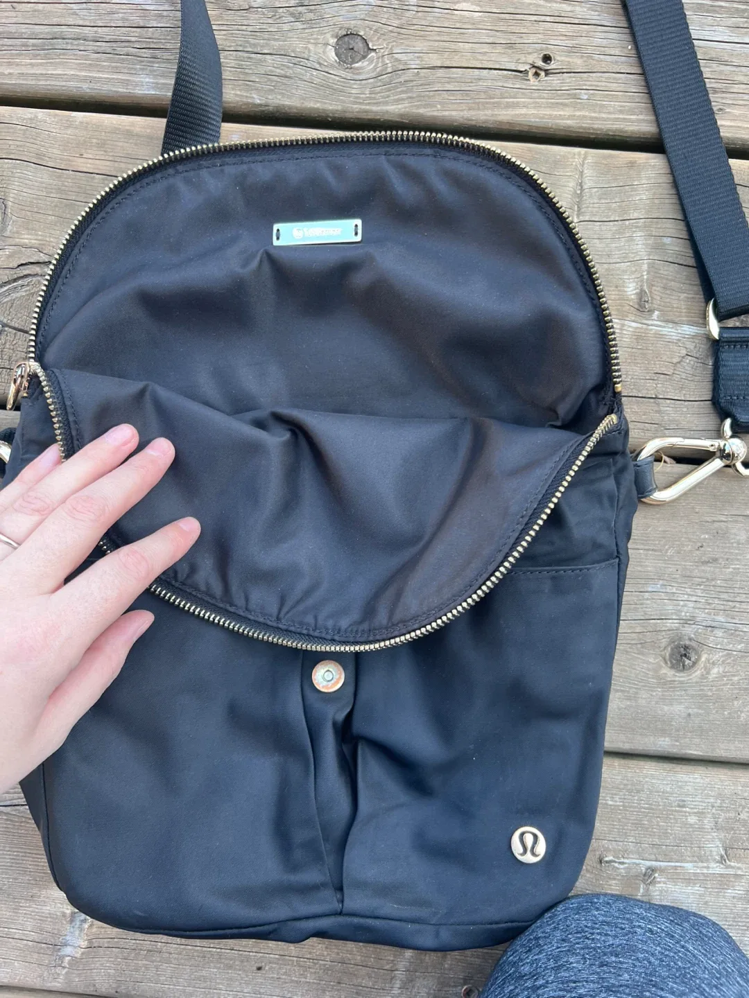 Lululemon black Crossbody Bag image indicator(5)