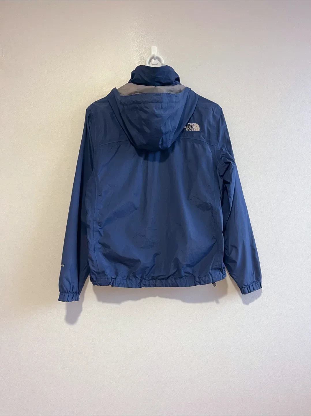 Women’s The North Face Jacket Size XS image indicator(2)