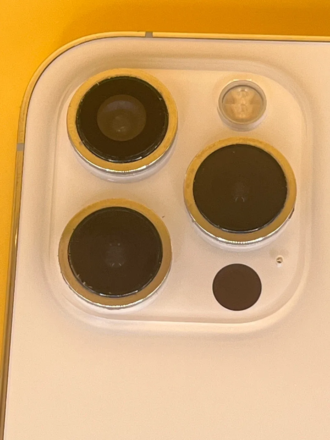 iPhone 12 Pro Max, 256GB, 100% 🔋 image indicator(3)