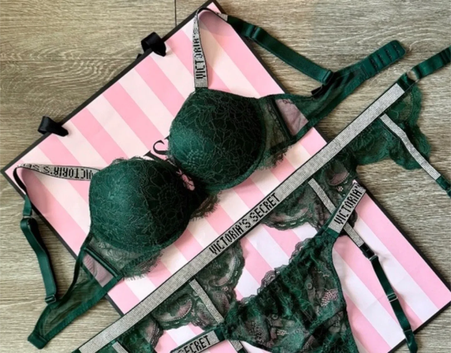 Victoria's Secret Green Lingerie Set Bra and garter image indicator(2)