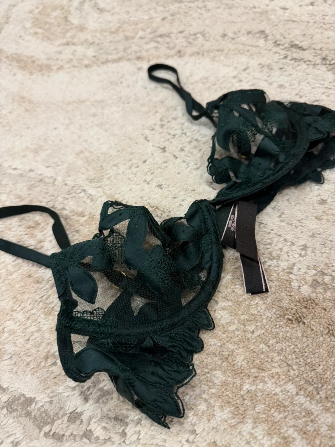 Victoria's Secret Green Floral Lace Bra 34b image indicator(4)