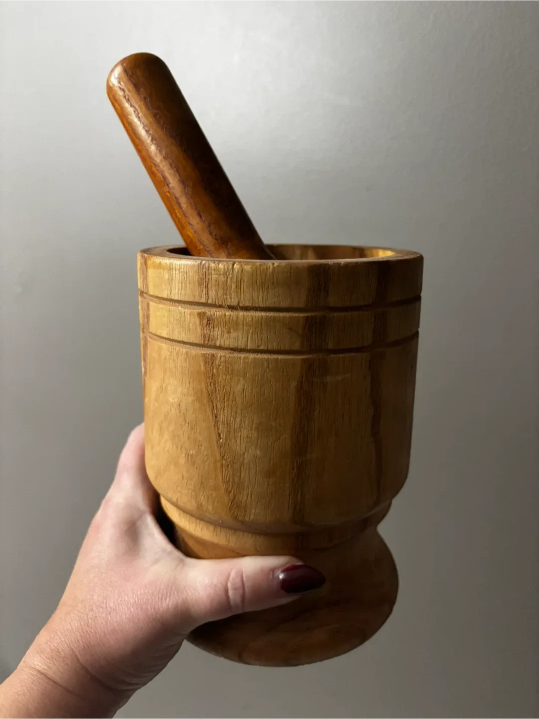 Wooden Mortar and Pestle Set image indicator(2)