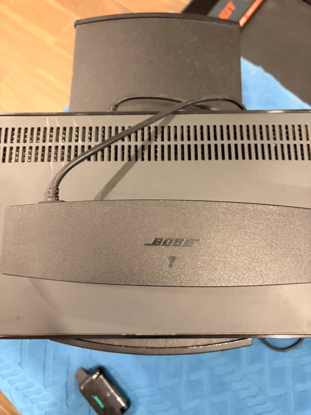 Bose CineMate Digital Home Theater Speaker System- no soundbar image indicator(2)