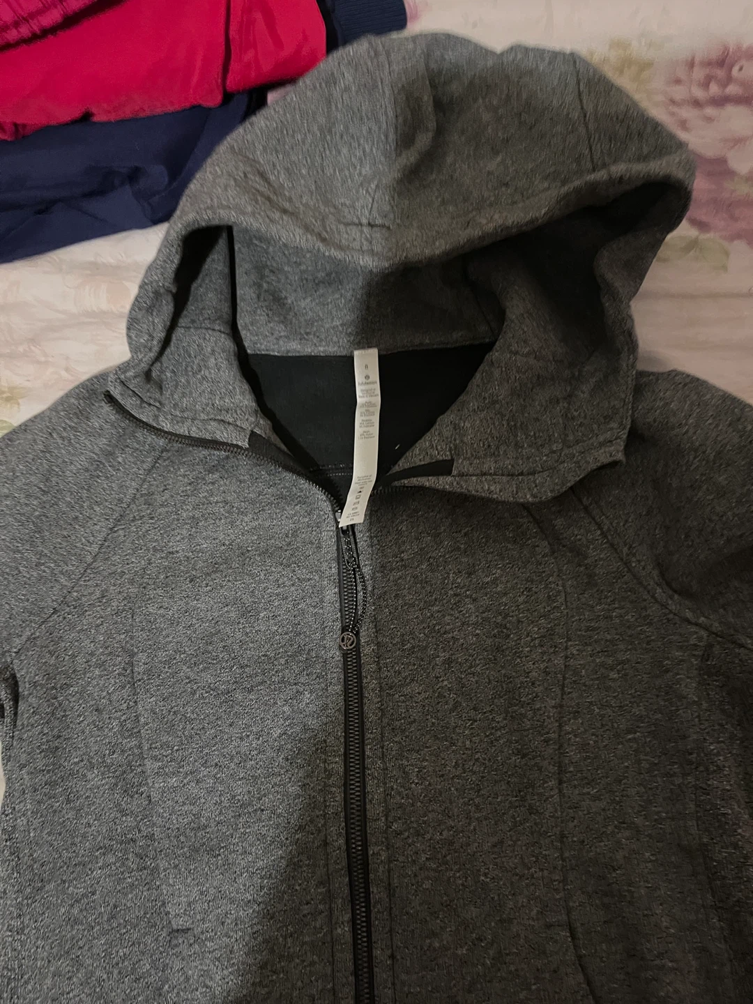 Lululemon Scuba Hoodie Size 8 Gray - photo 3