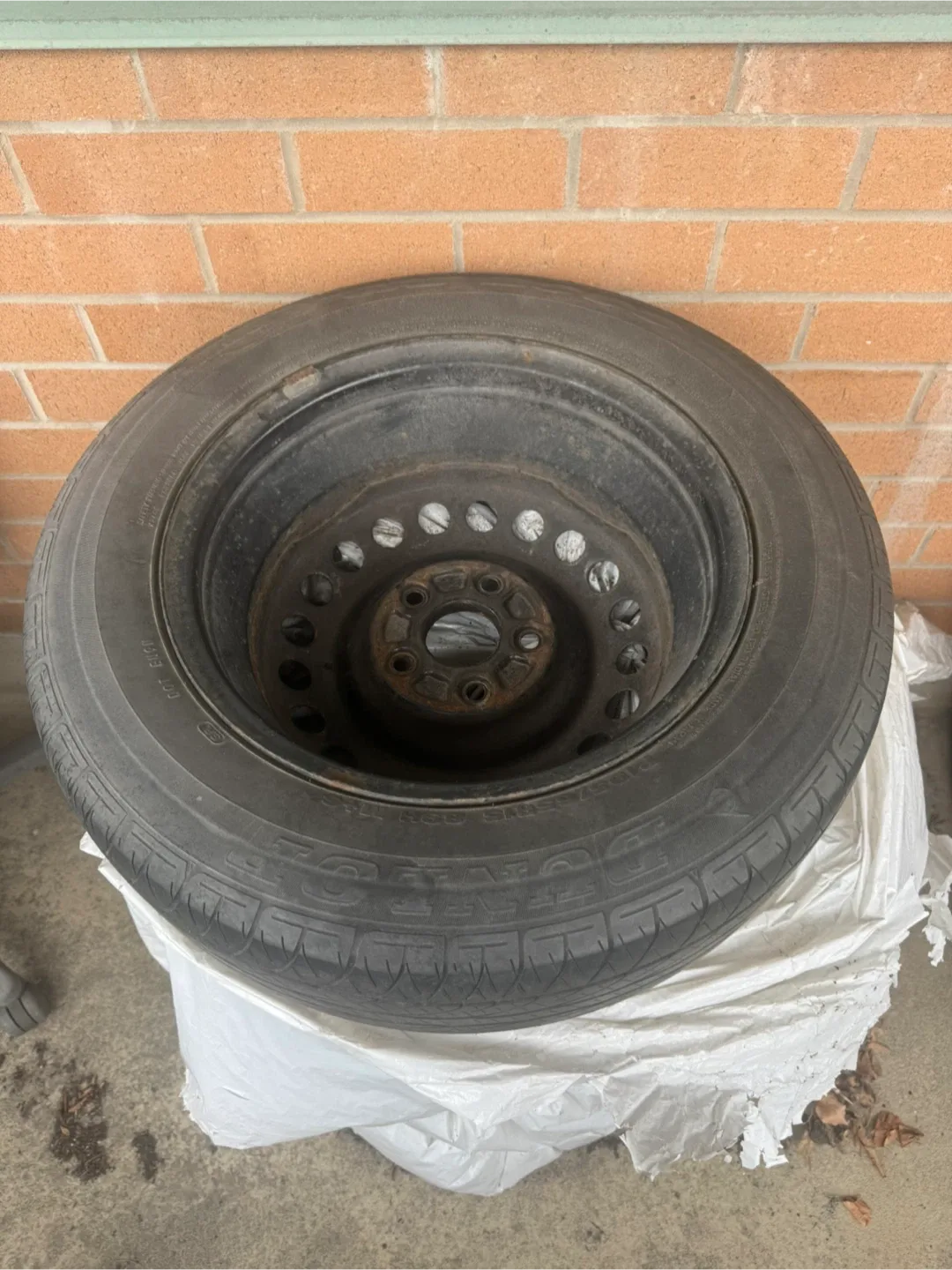 All season tires (x4)