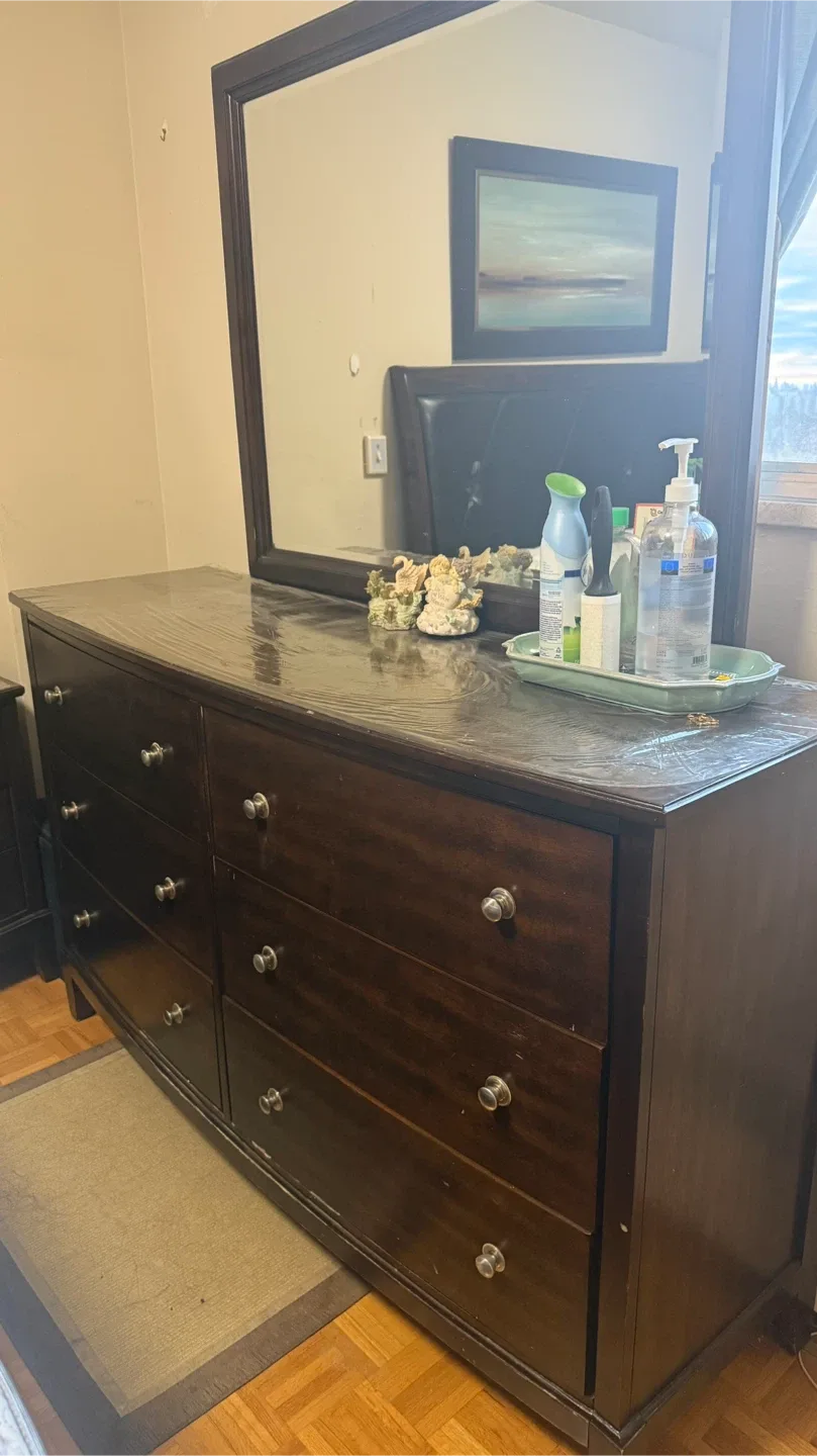 Bedroom Set - Dresser, Nightstand, Bed Frame image indicator(3)