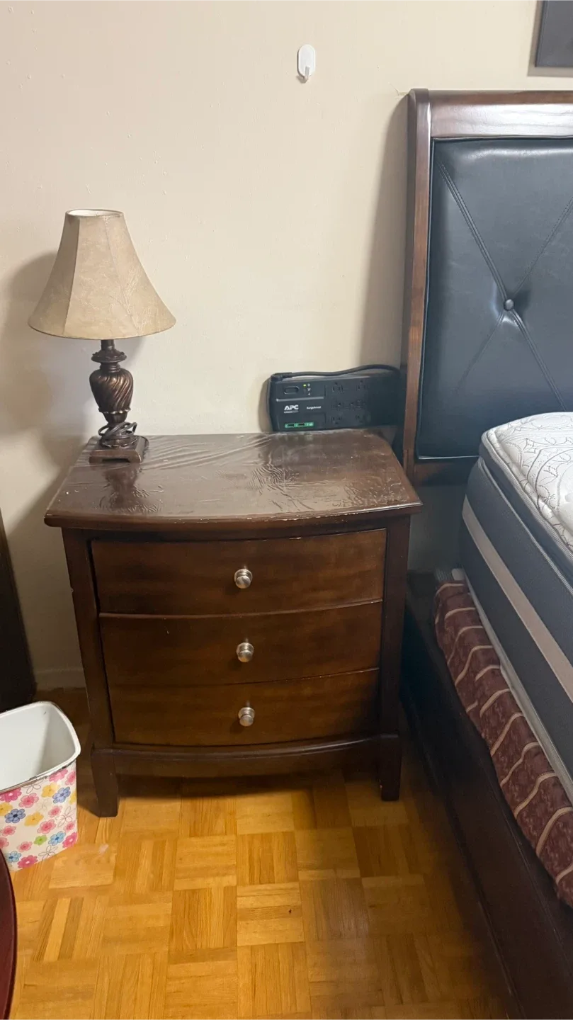 Bedroom Set - Dresser, Nightstand, Bed Frame image indicator(4)