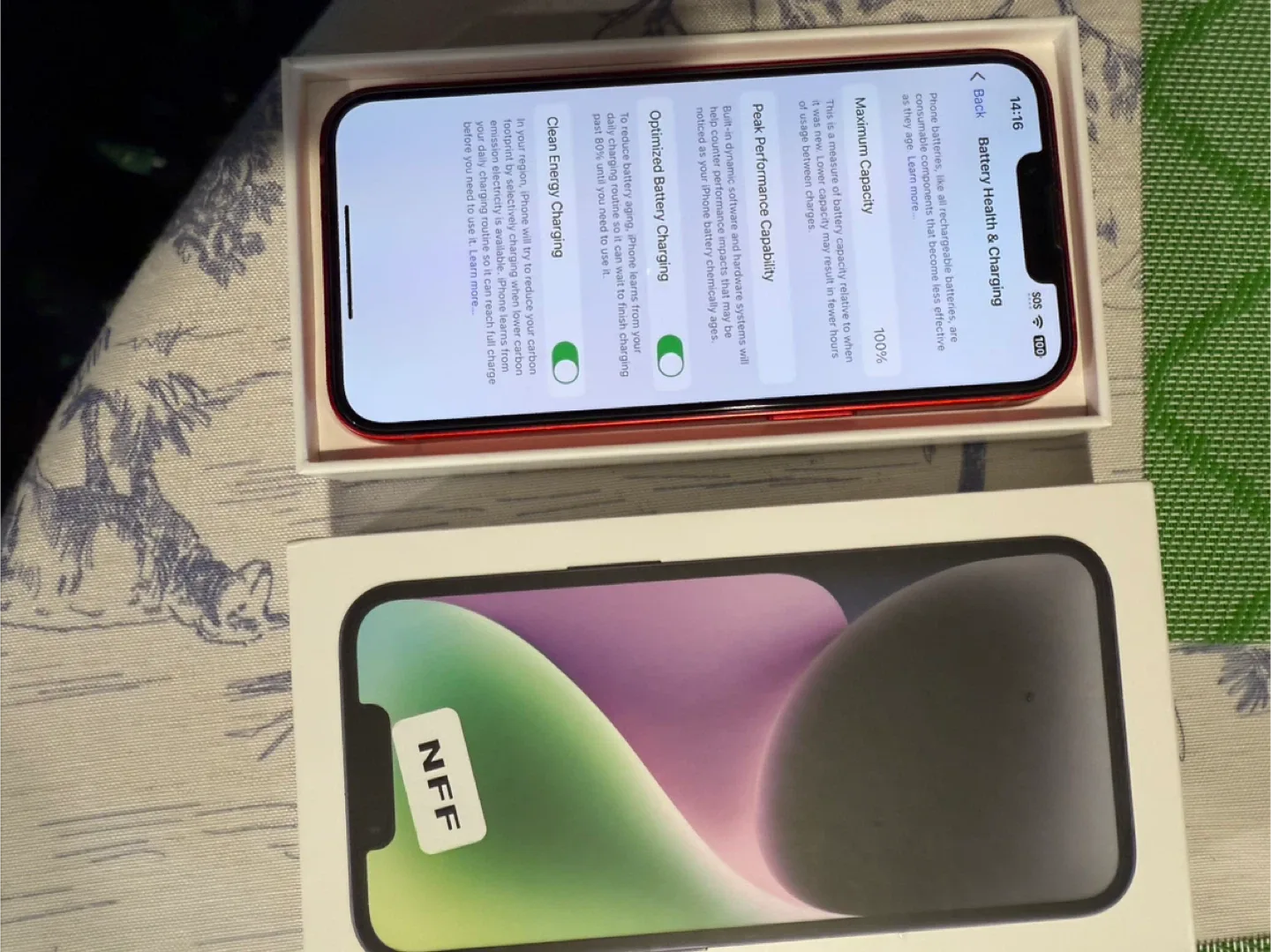 Apple iPhone 14 128 GB Red with glass screen and cover image indicator(3)