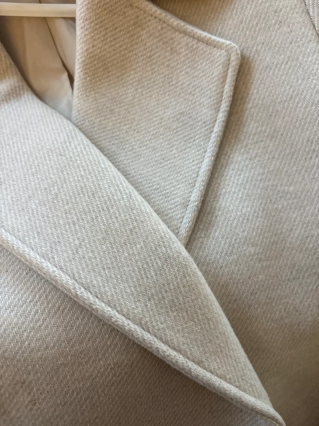 🩶 S H&M long double breasted trench coat - light grey/beige image indicator(4)