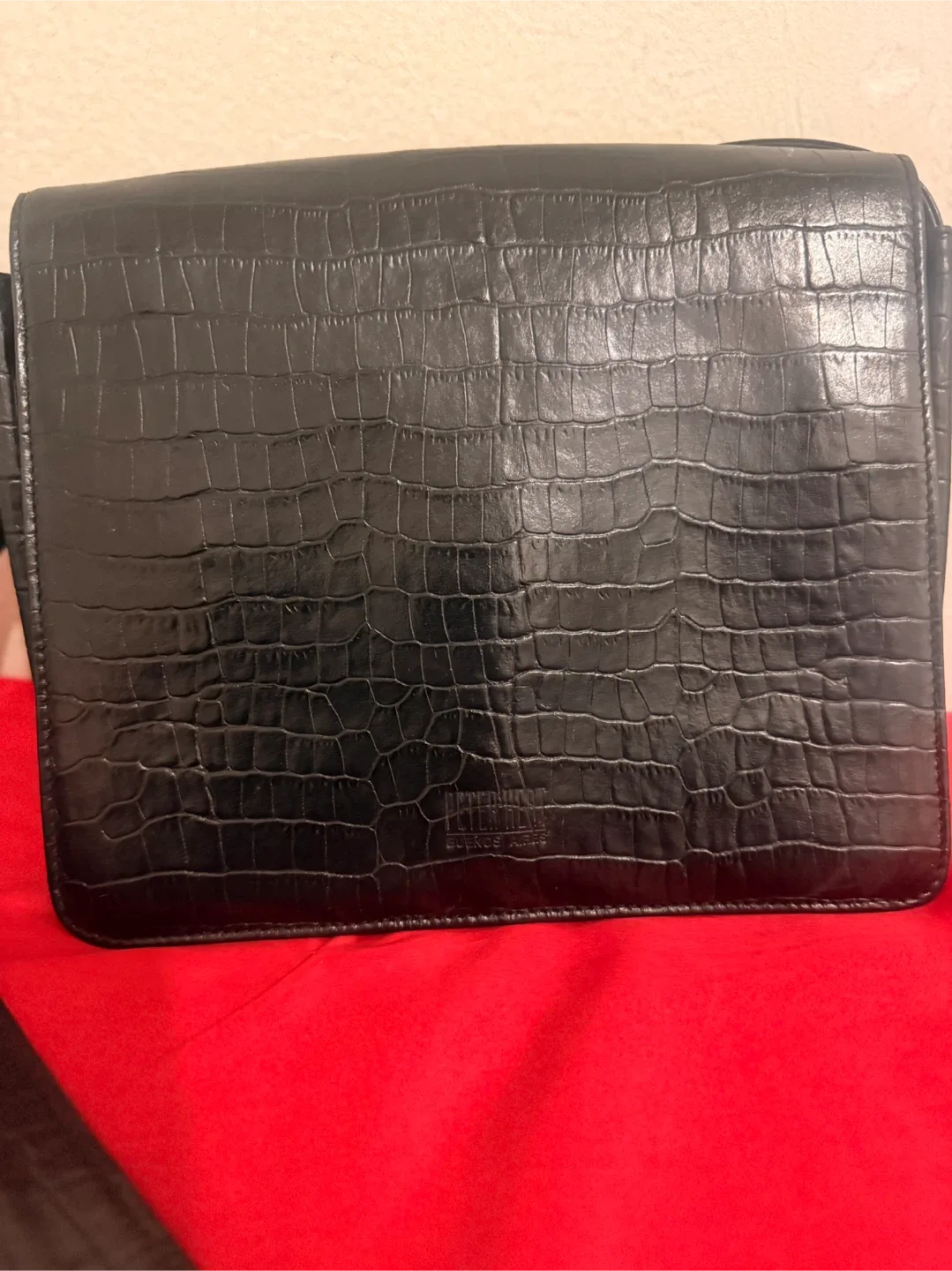 Peter Kent Black Croc Embossed Leather Bag image indicator(2)