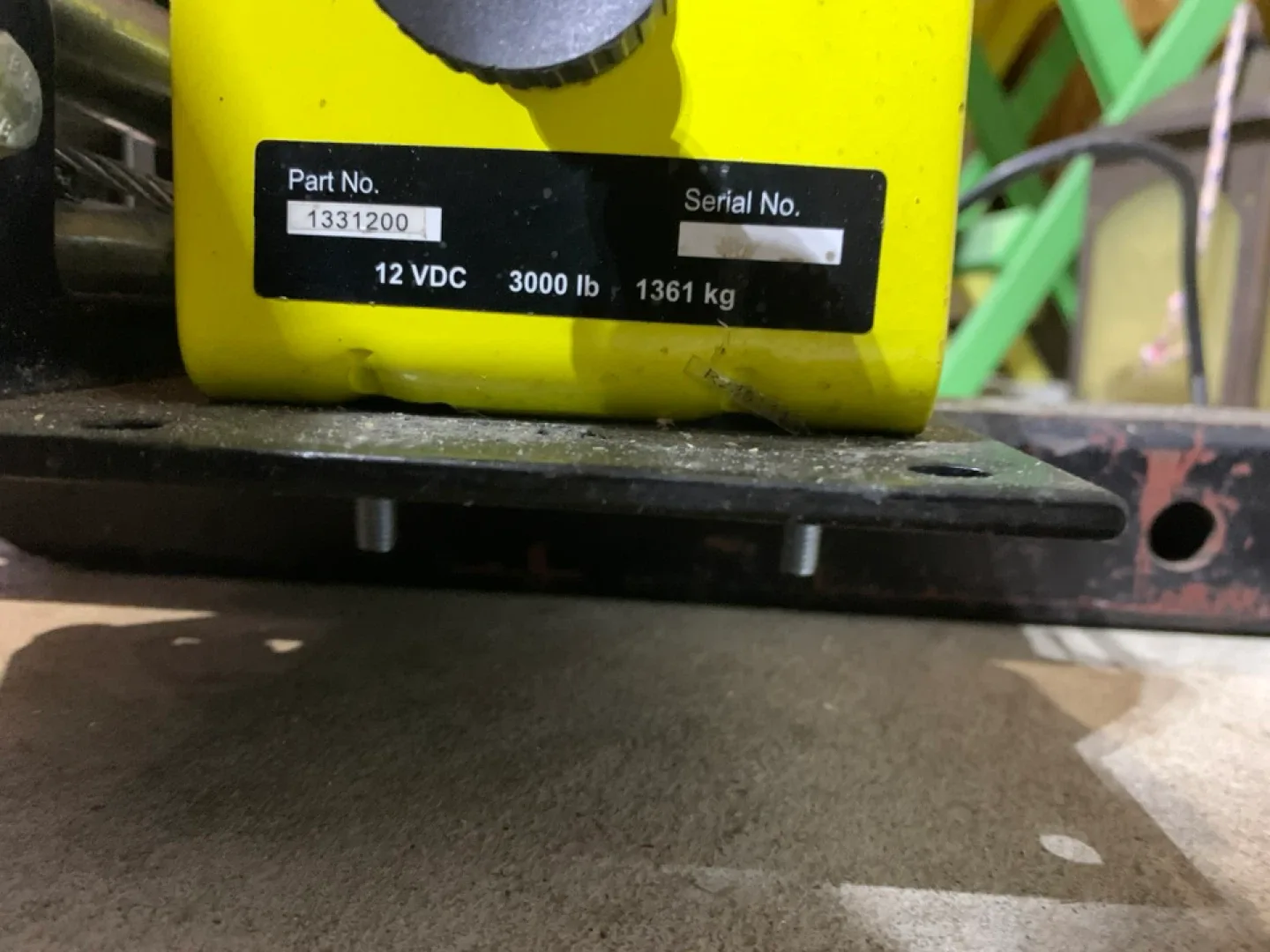 Superwinch 12 VDC 3000 lb Winch image indicator(3)