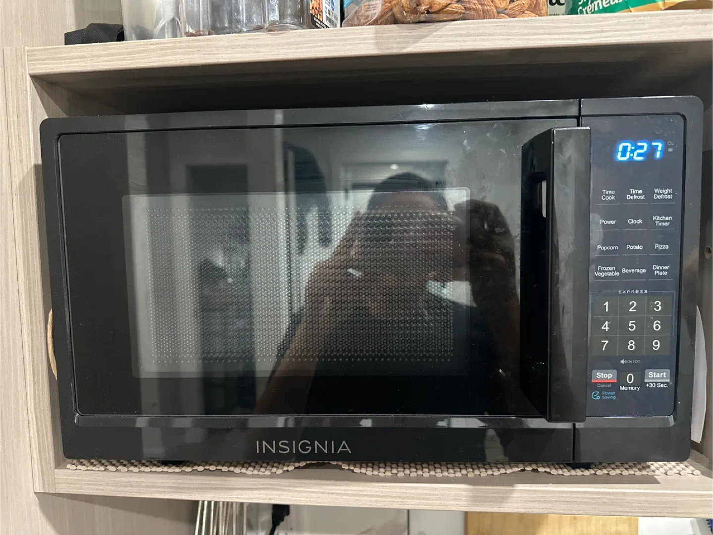 Insignia Microwave