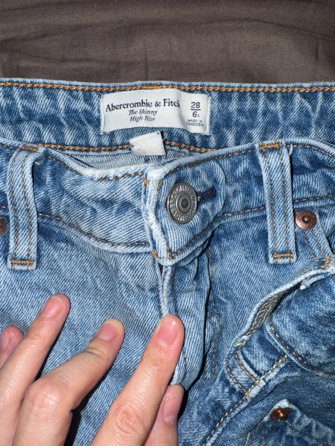 Levi's 501 & Abercrombie 15$ALL image indicator(5)