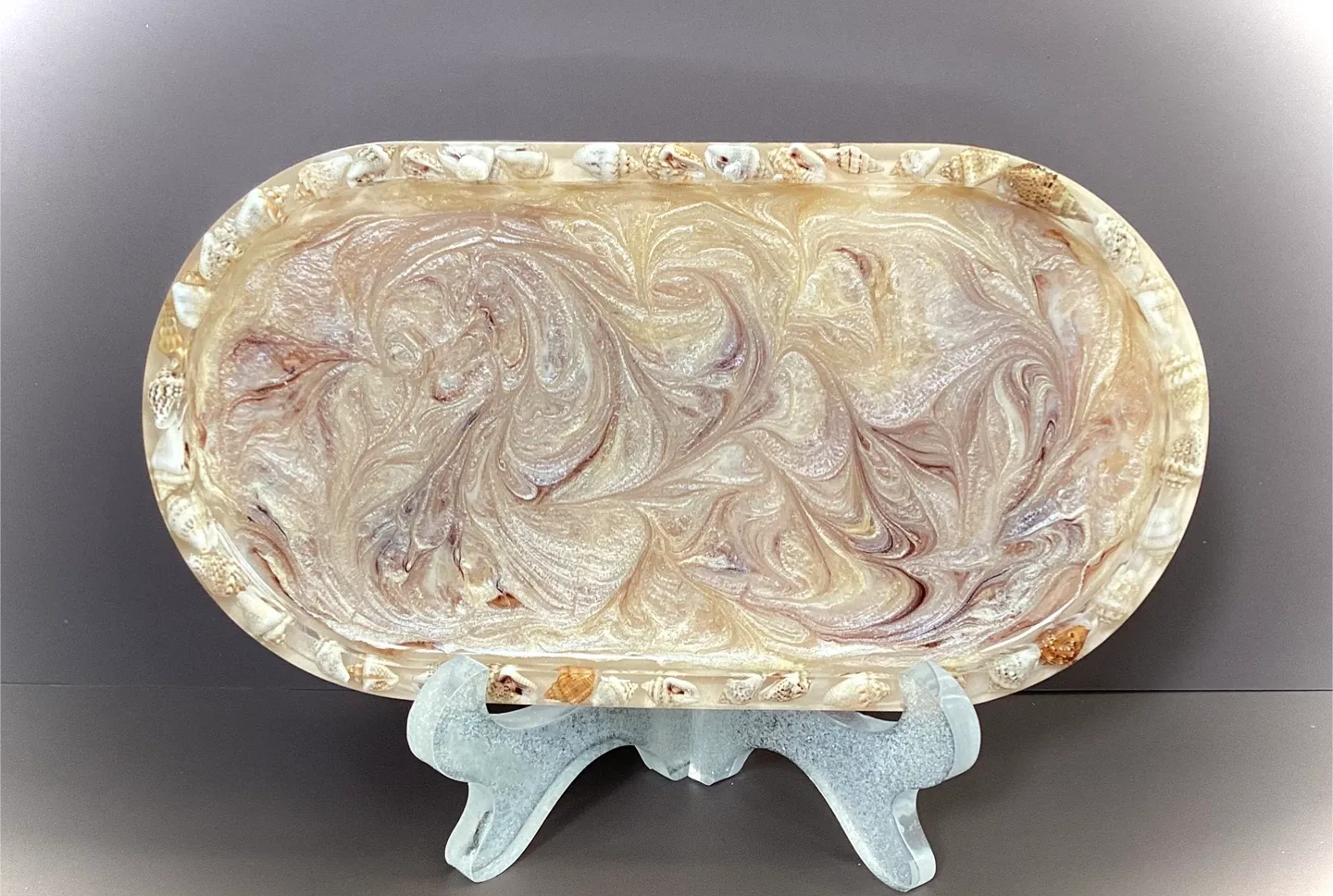 Handmade Resin Trays - Unique Designs! image indicator(7)