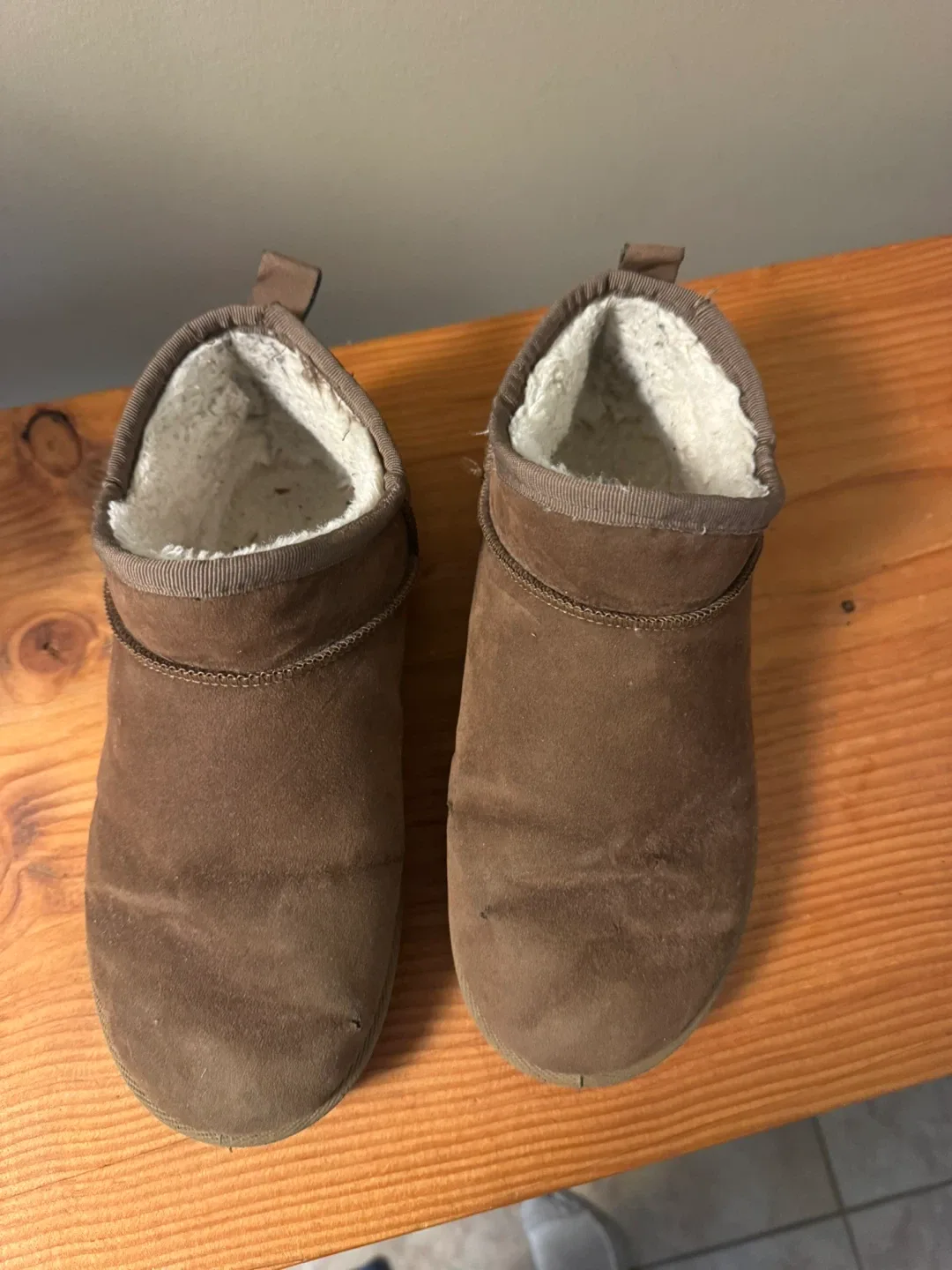 Brown Cozy Slippers Size 41