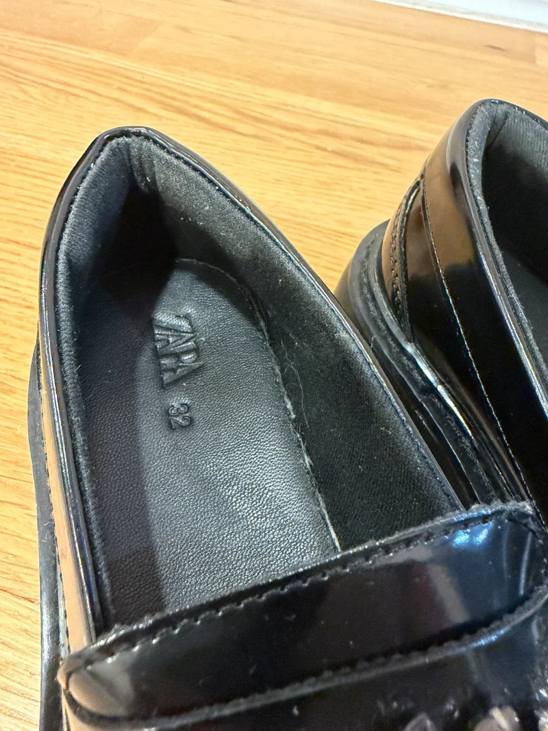 Zara girls Black Embellished Platform Loafers size 32 image indicator(6)