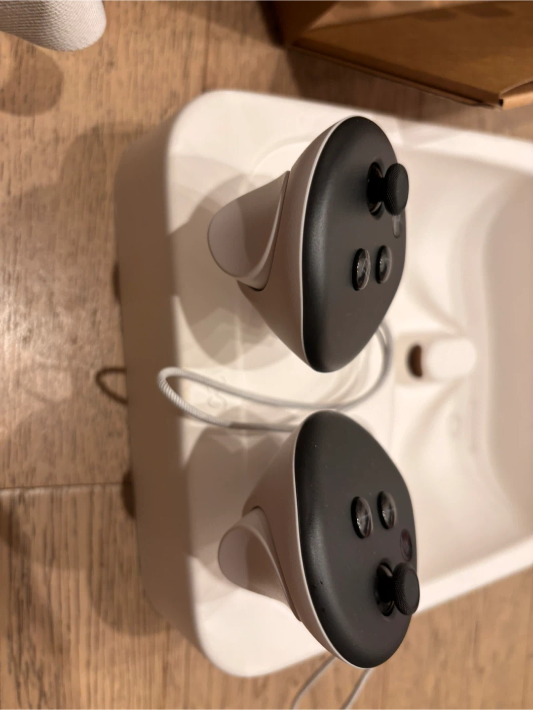 Meta Quest 3S 128 GB VR Headset - Like New! - photo 2
