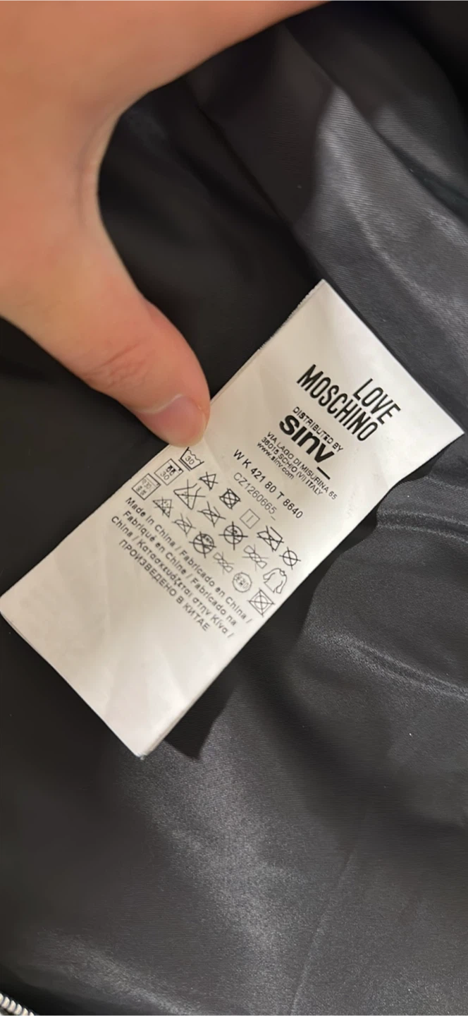 Love Moschino Silver Puffer Jacket Size 2/38 - photo 4