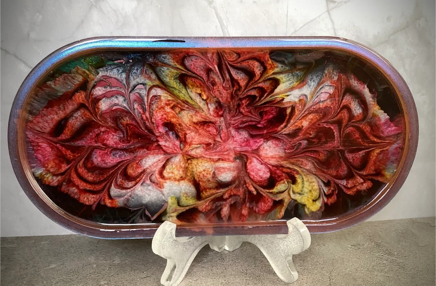 Handmade Resin Tray - Unique Design image indicator(3)