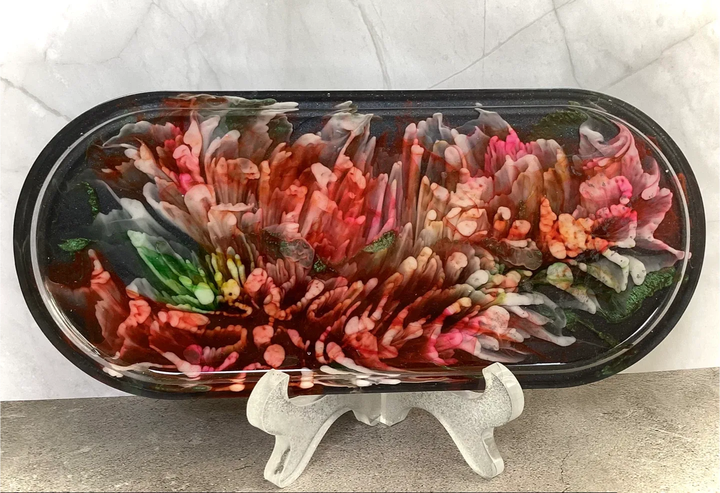 Handmade Resin Tray - Unique Design image indicator(5)