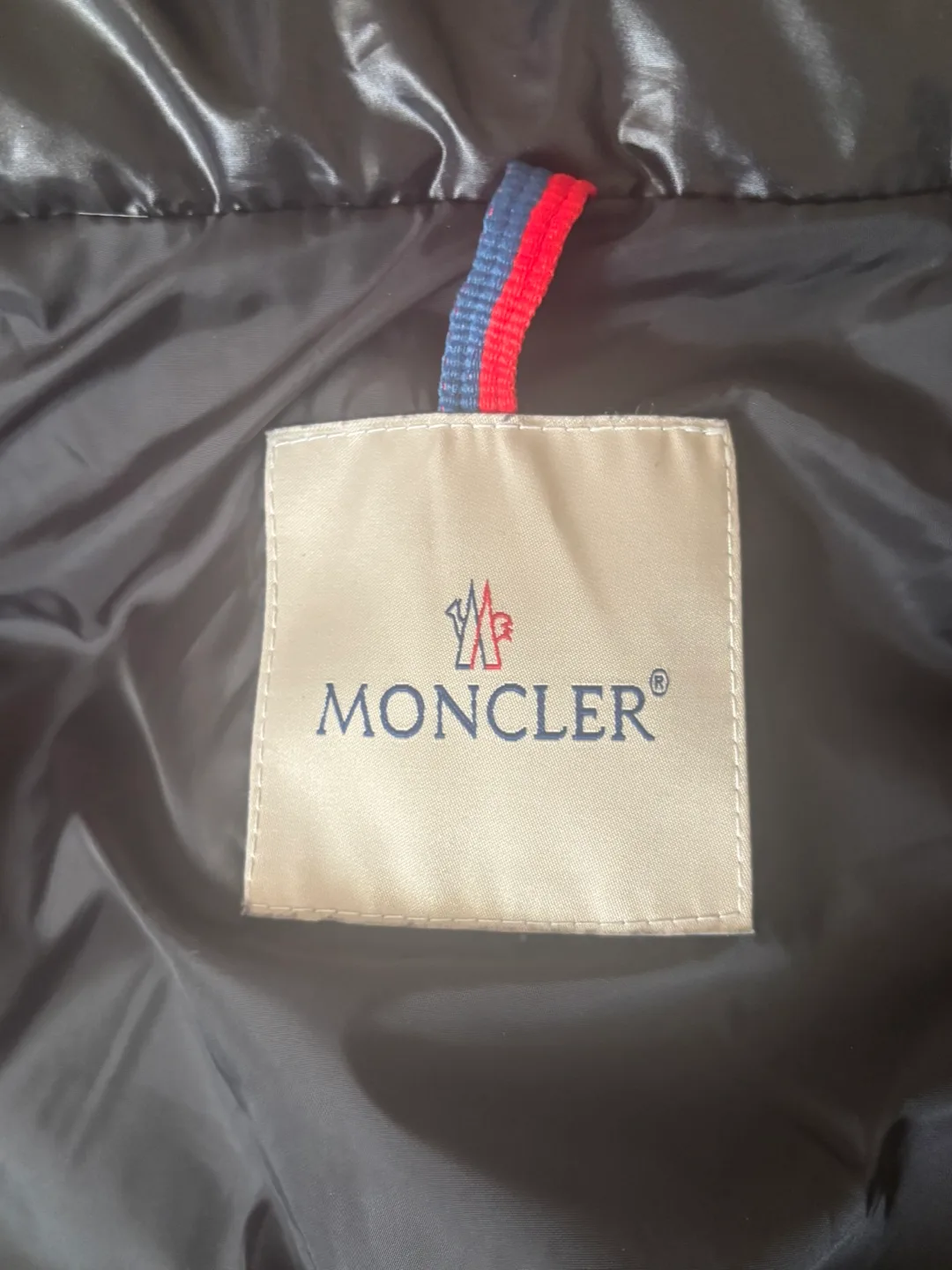 Moncler Black Puffer Jacket image indicator(5)