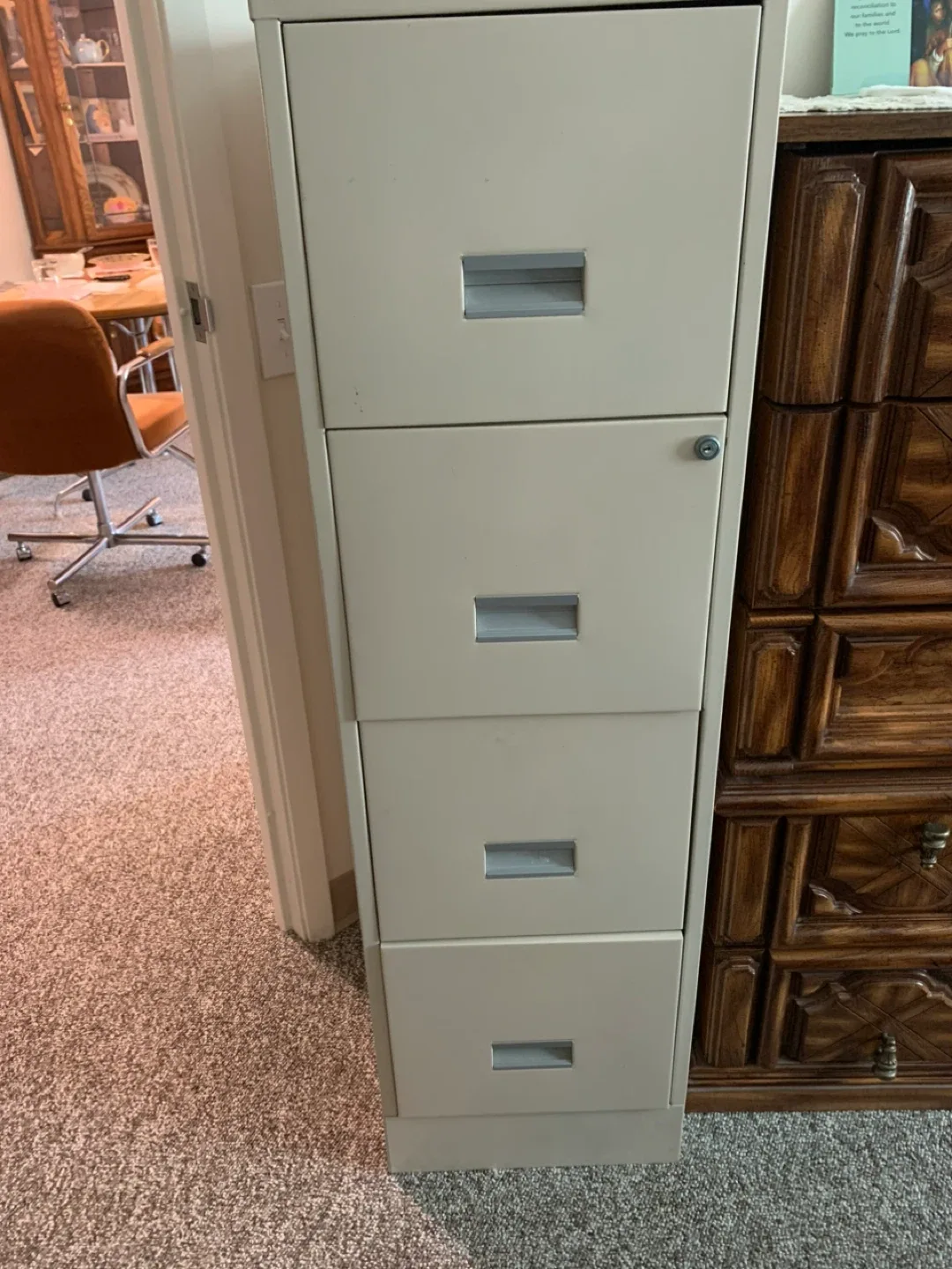 Beige Filing Cabinet - 4 Drawers image indicator(2)