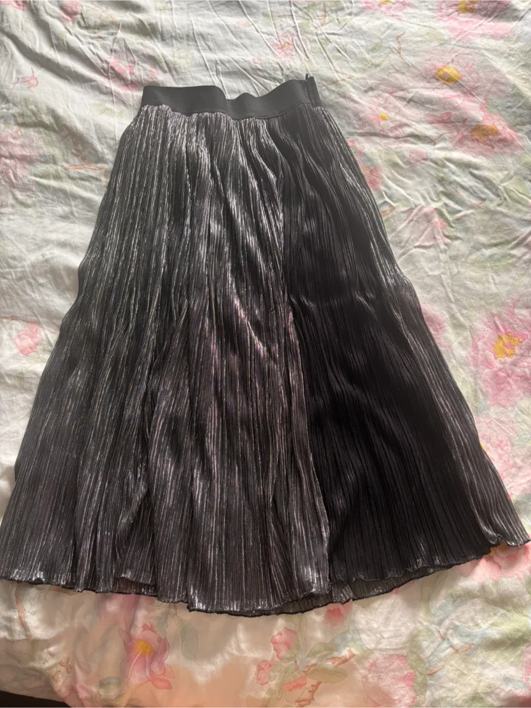 Korea Silver Pleated Skirt size S