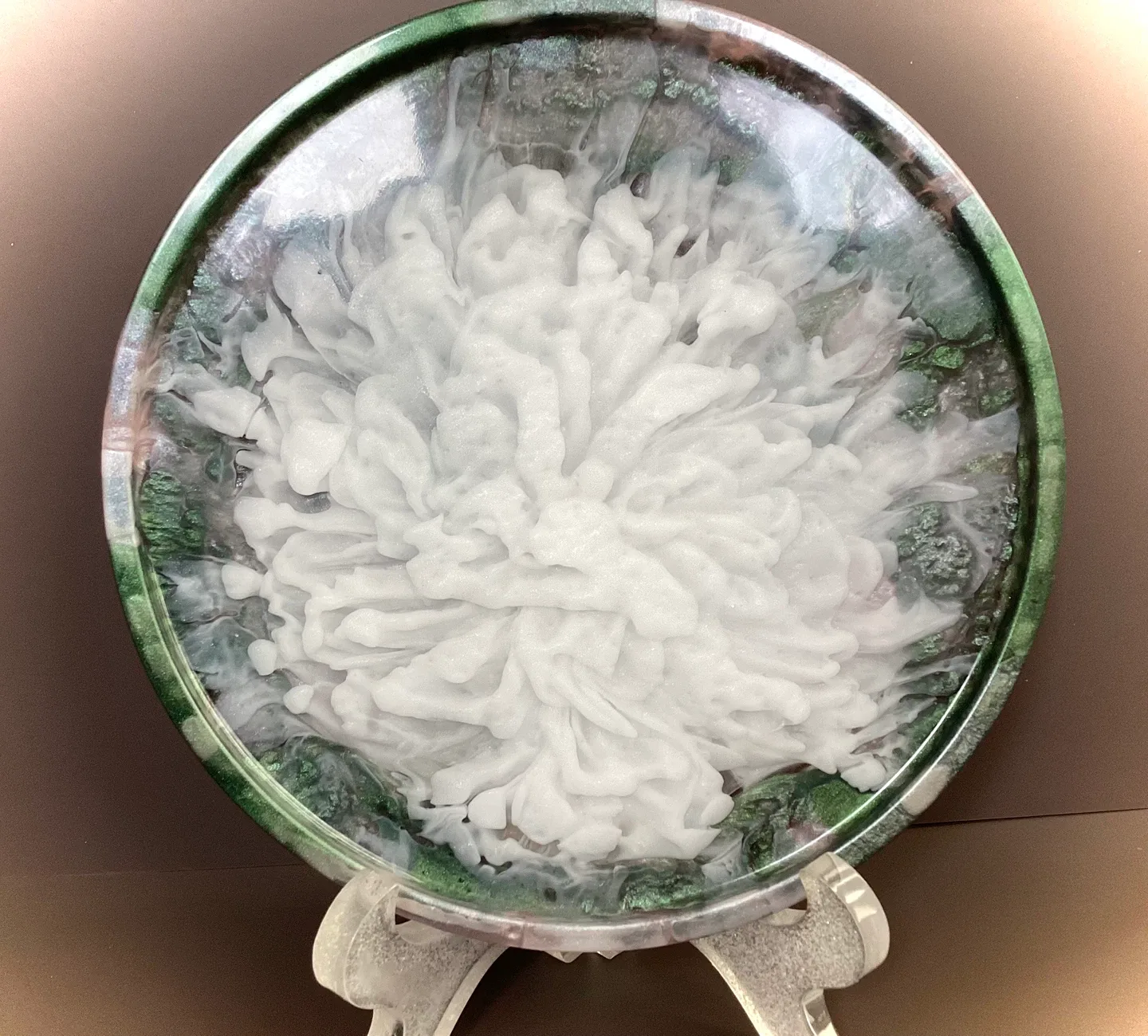 Handmade Resin Art Tray - Blue & White image indicator(8)