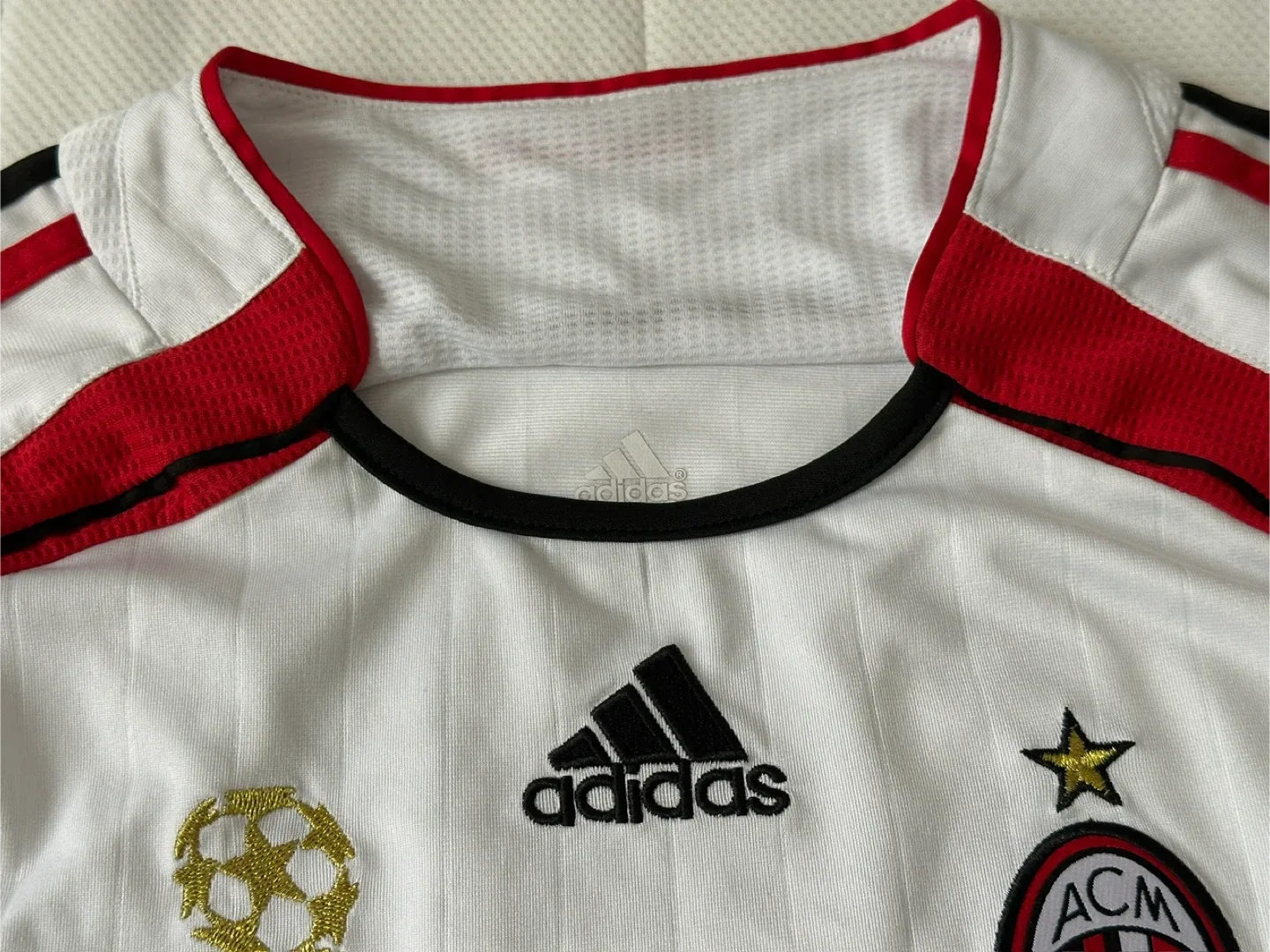 Mens Medium Kaka #22 AC Milan 2007 UCL Finals Jersey image indicator(3)