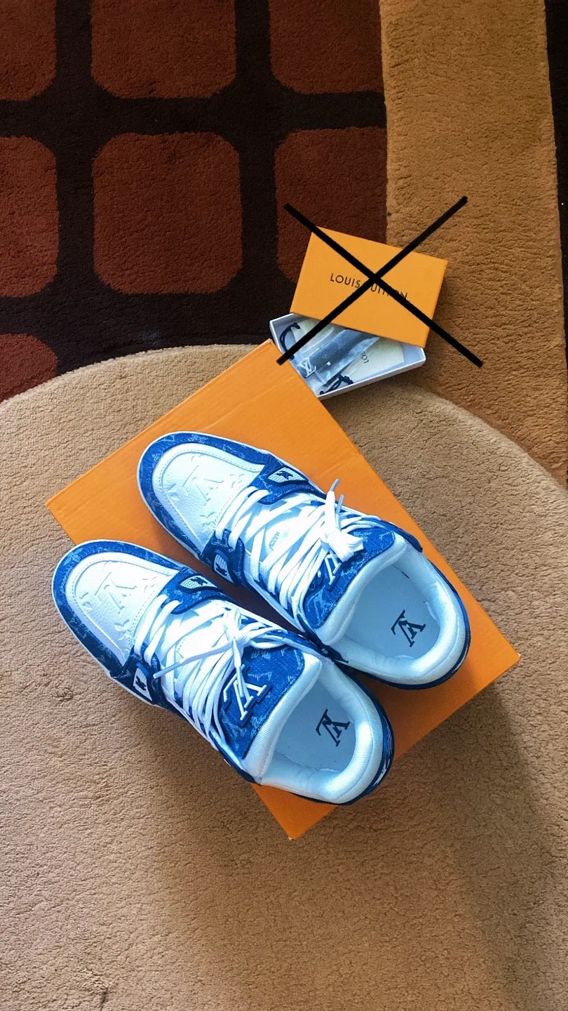 Louis Vuitton (LV) Bundle