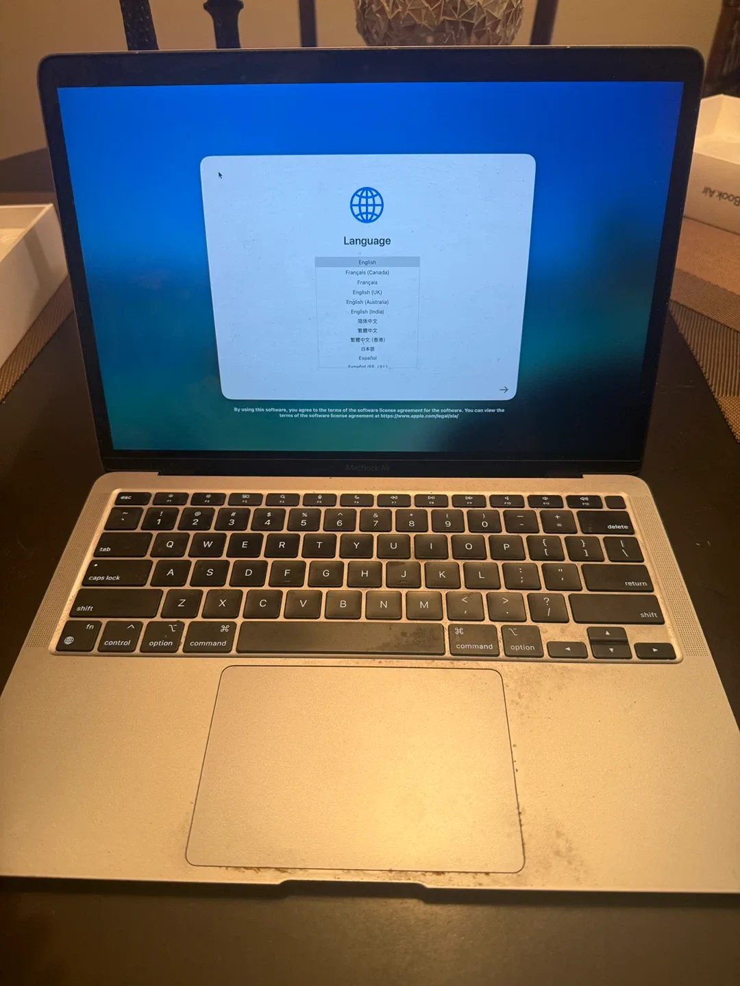 Apple MacBook Air 13-inch with M1 chip