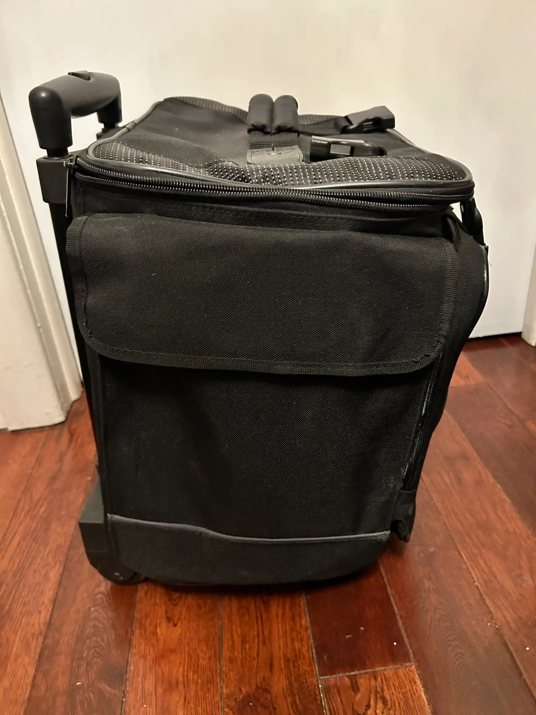 Black Rolling 12 Bottle Wine Bag - photo 4