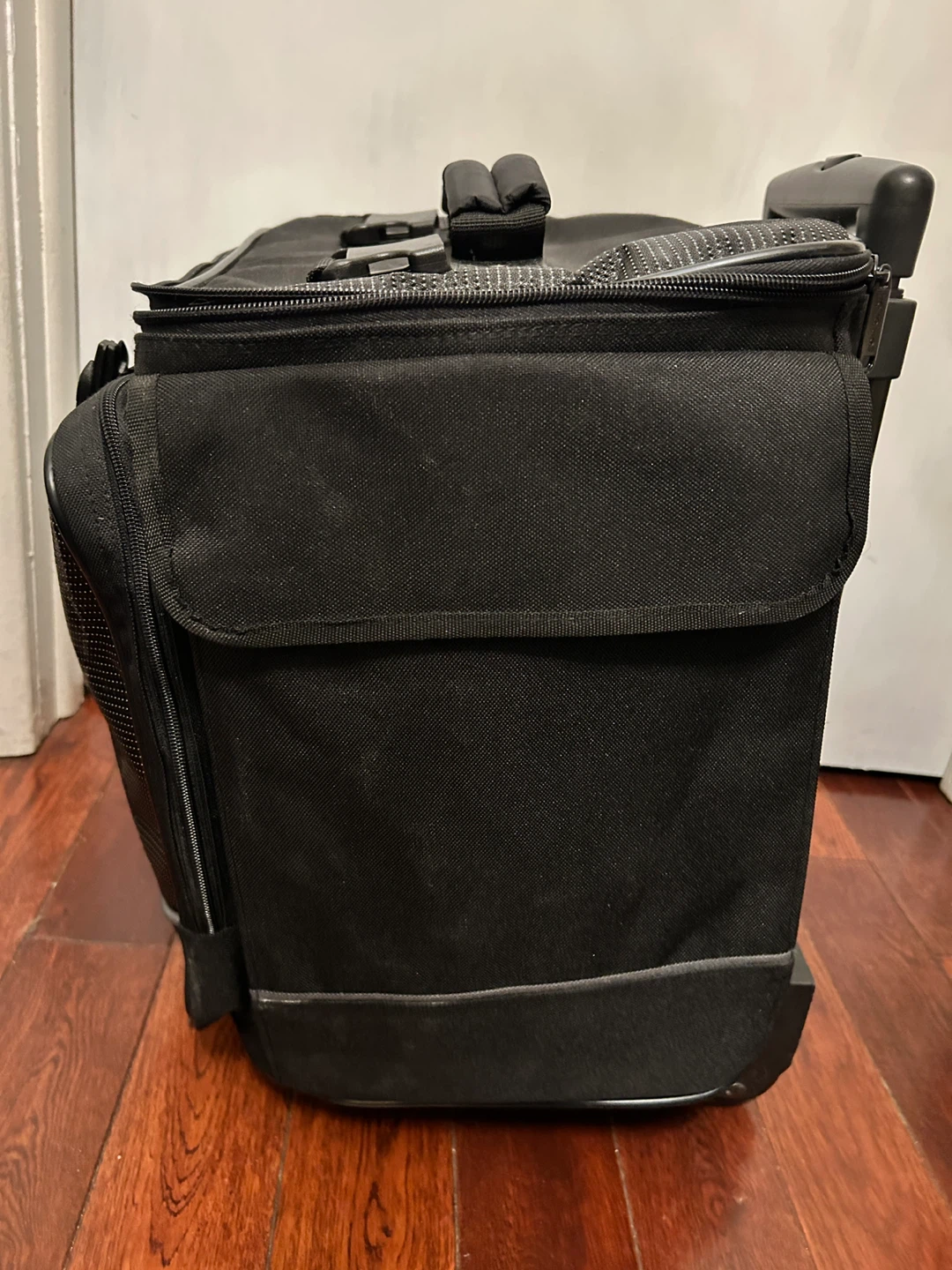 Black Rolling 12 Bottle Wine Bag - photo 5
