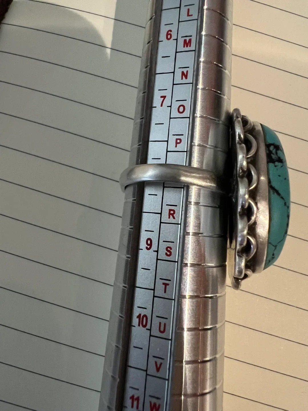 Vintage Sterling Silver Turquoise Ring image indicator(5)