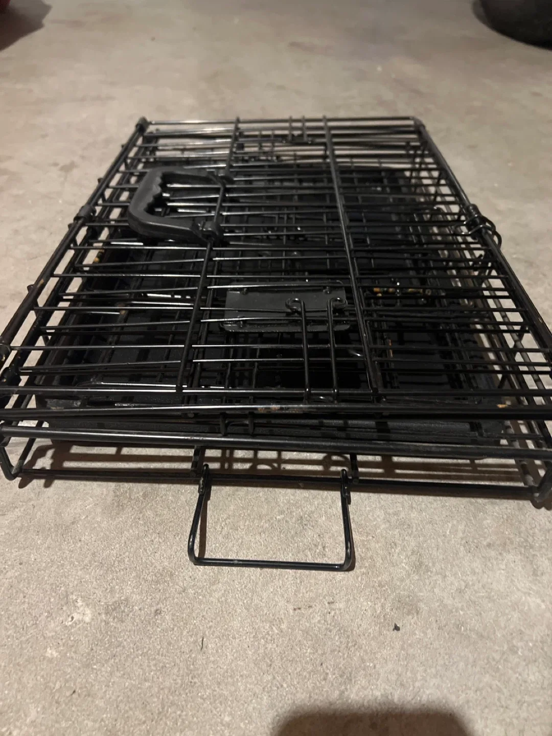 Small  Dog Crate image indicator(2)