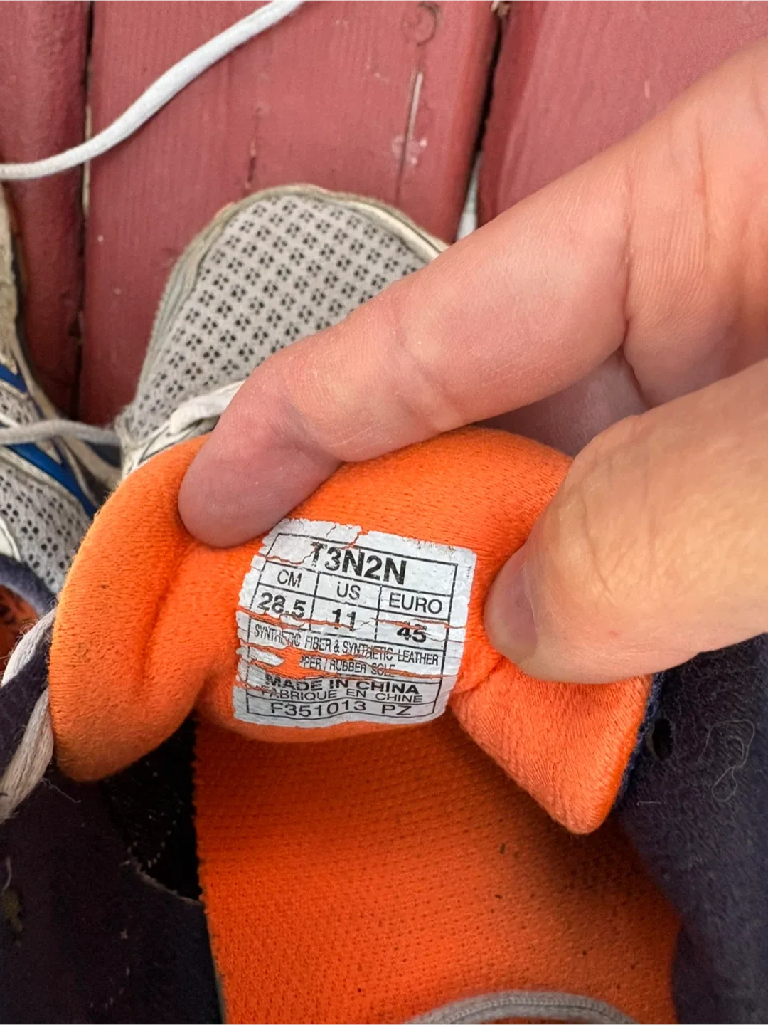 Asics Gel-Kayano US 11 image indicator(2)