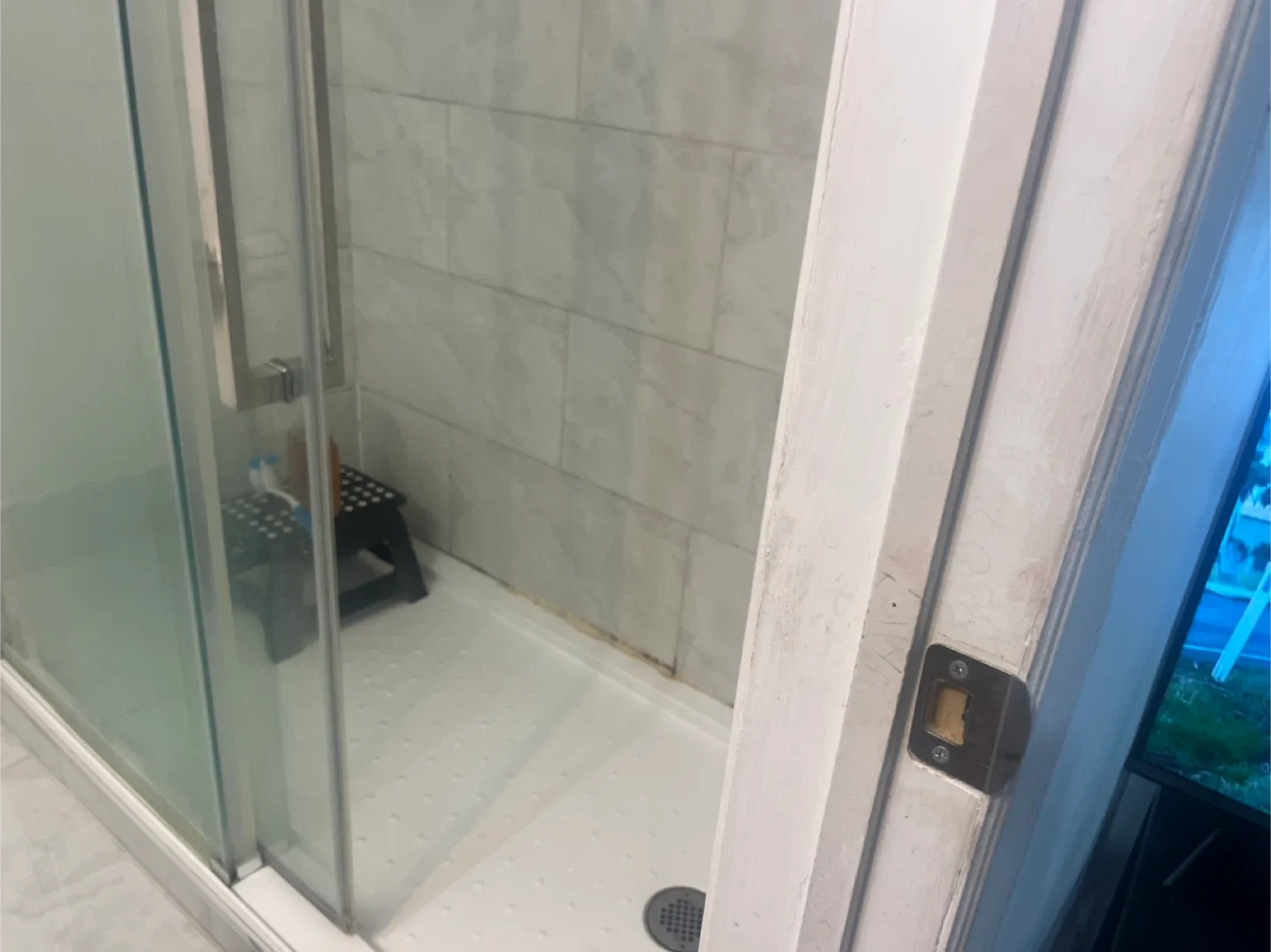 Private room only for girl image indicator(4)