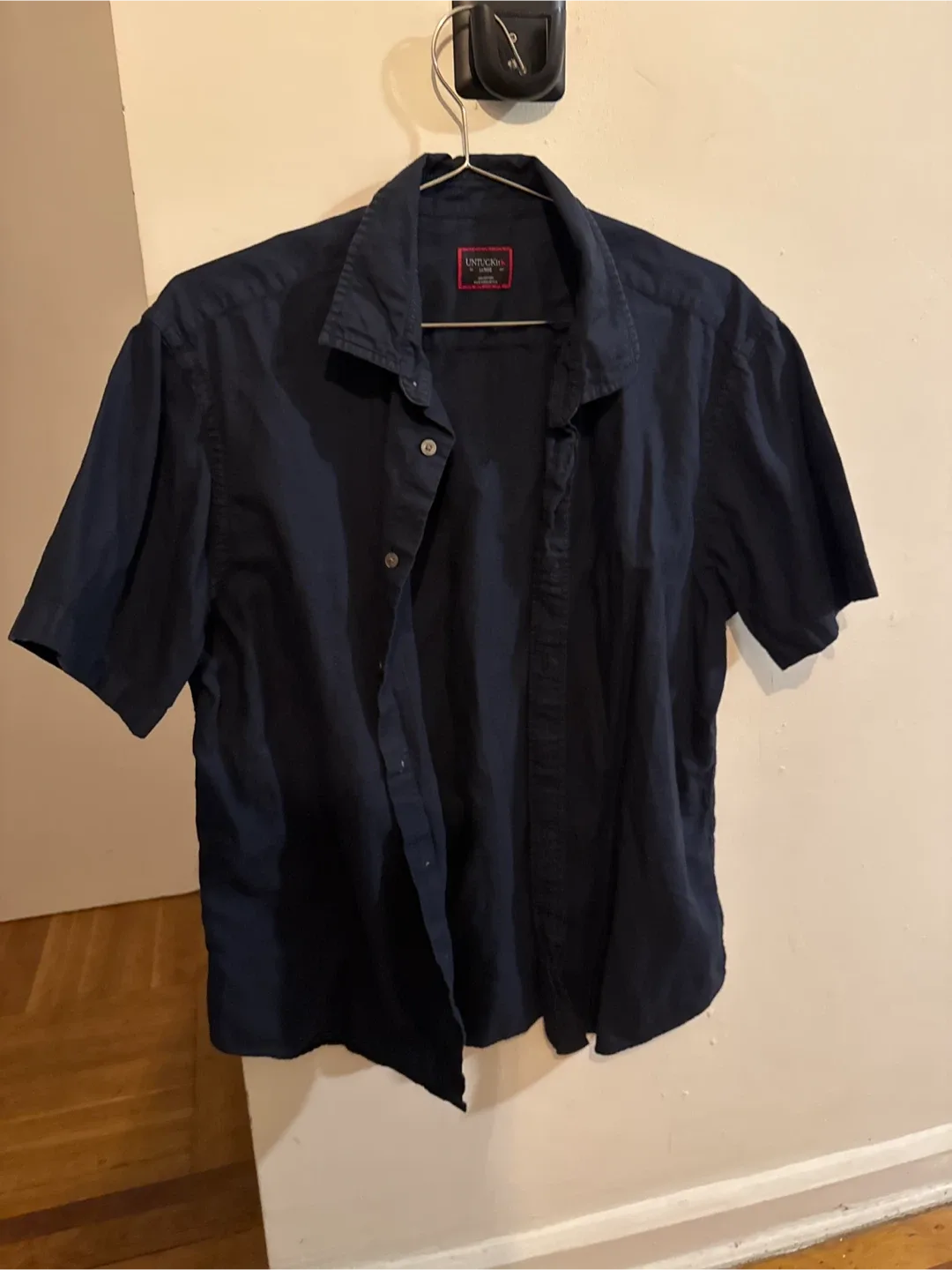 Untuckit Button Down Shirts - Assorted Colors & Styles image indicator(2)