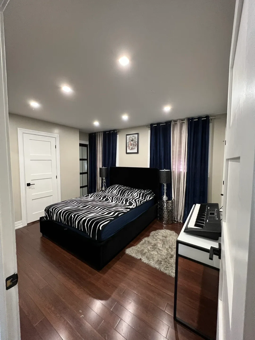 Room for rent image indicator(2)