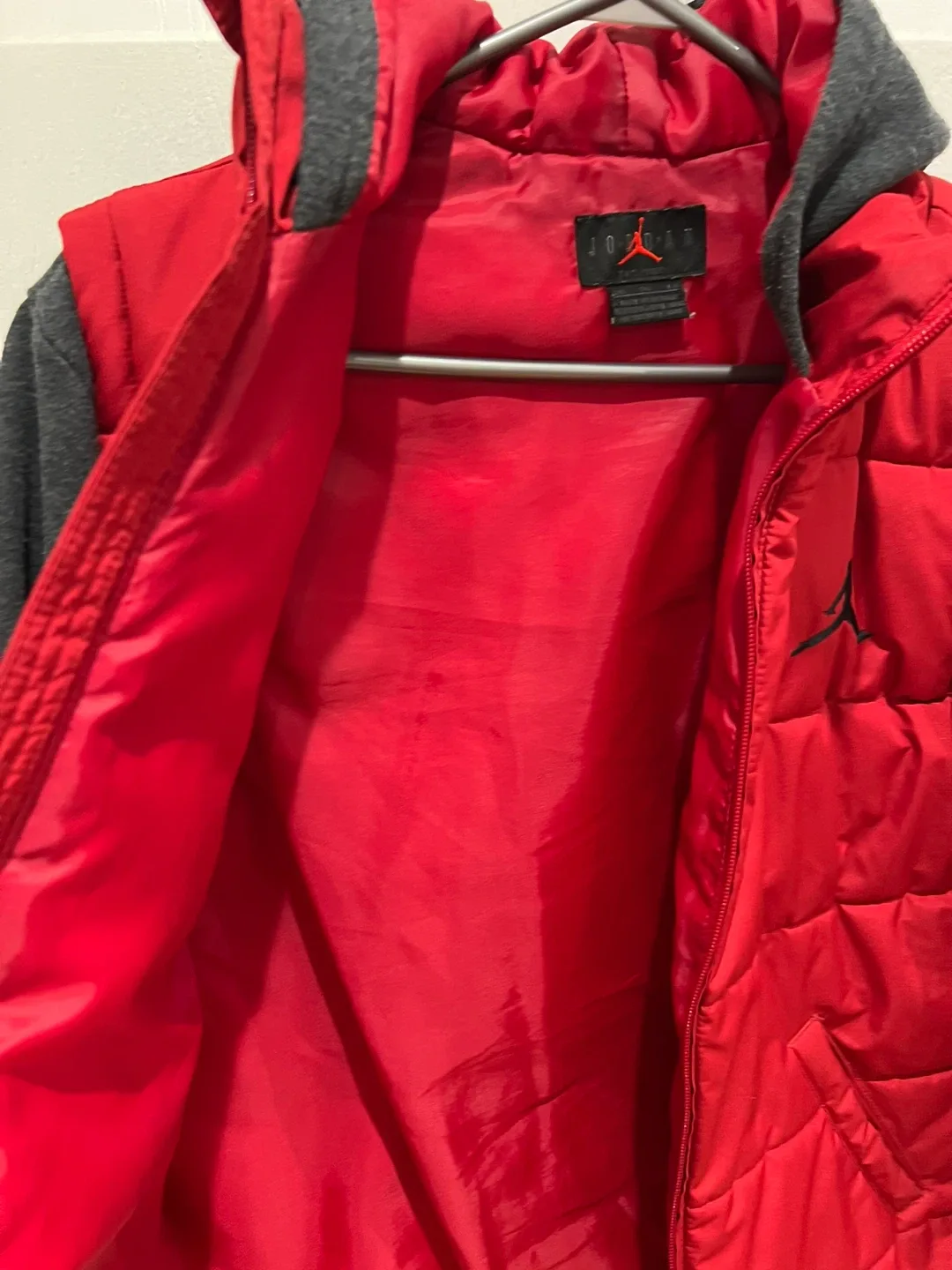 Youth Jordan Puffer Vest Hoodie image indicator(3)