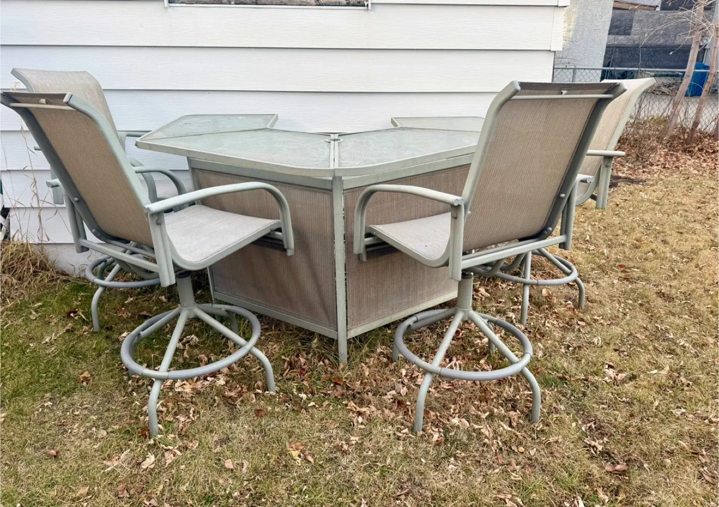 Patio Table with 4 Chairs