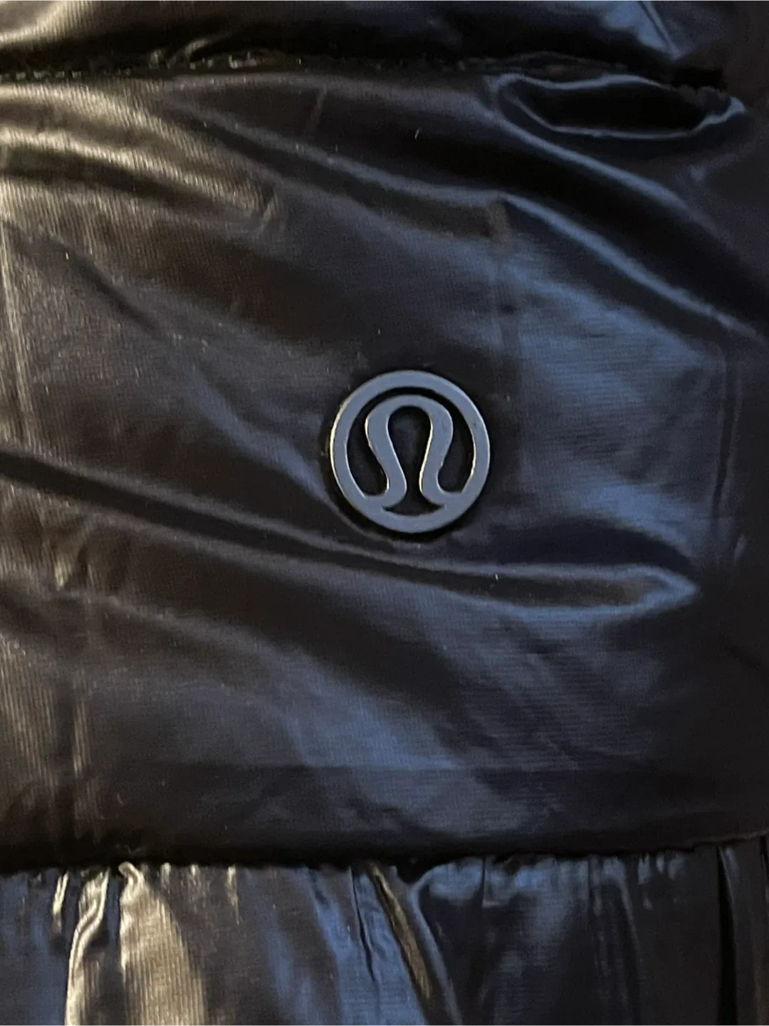 Lululemon Black Puffer Vest image indicator(6)