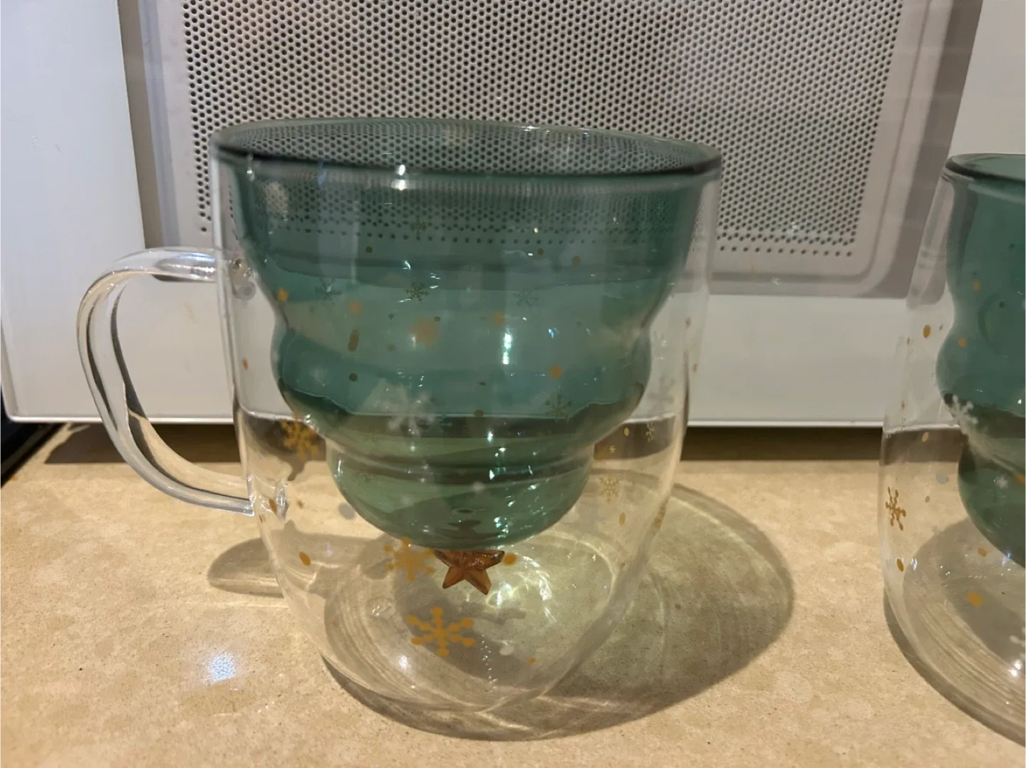 Two Christmas Tree Double Wall Glass Mugs image indicator(3)