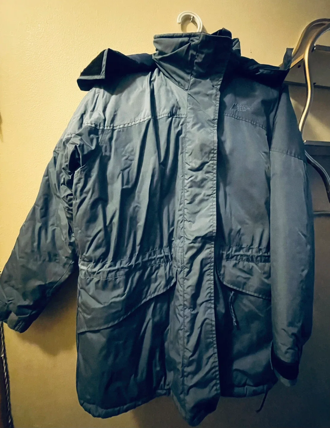 Mountain Equipment Co-op Jacket image indicator(2)