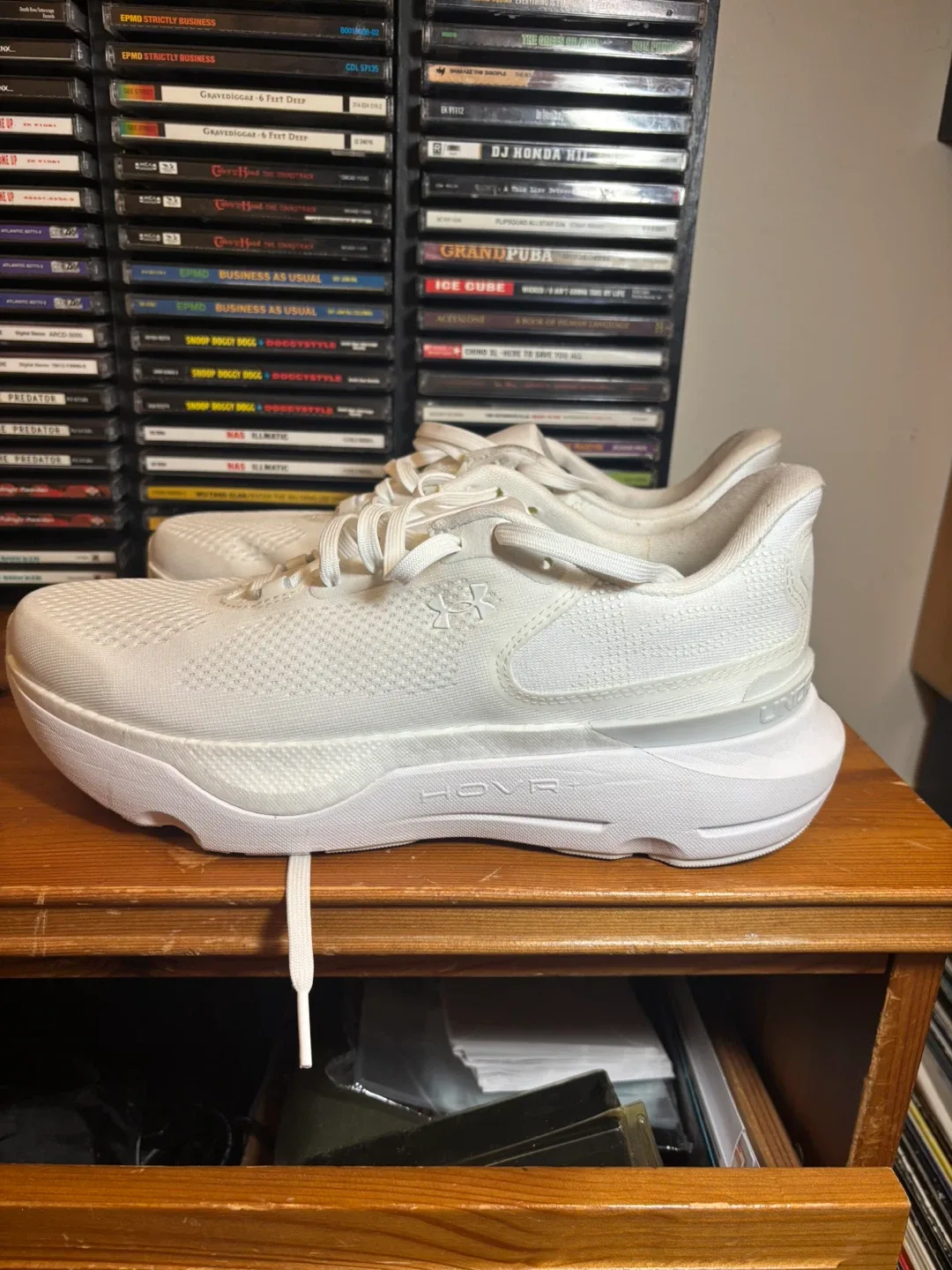 Under Armour HOVR White Sneakers 9