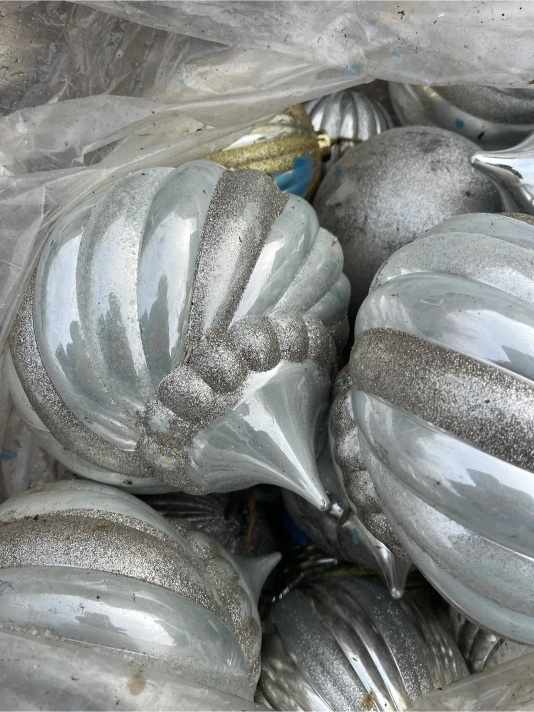 Christmas Ornaments - Silver & Gold