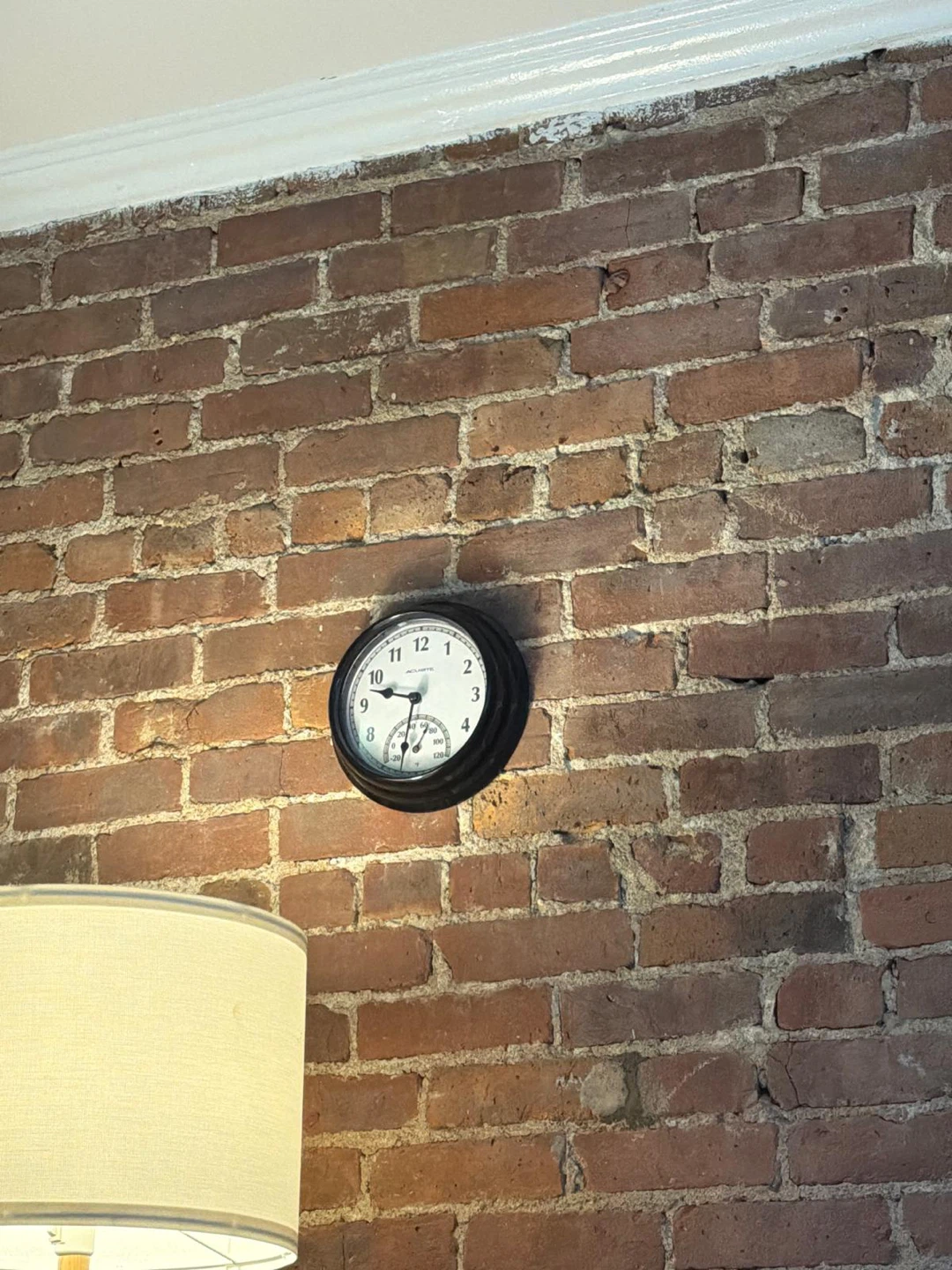 AcuRite Indoor/Outdoor Wall Clock - photo 2